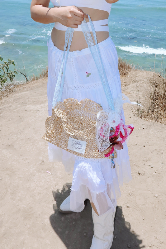 Montserrat Tote with Keychain