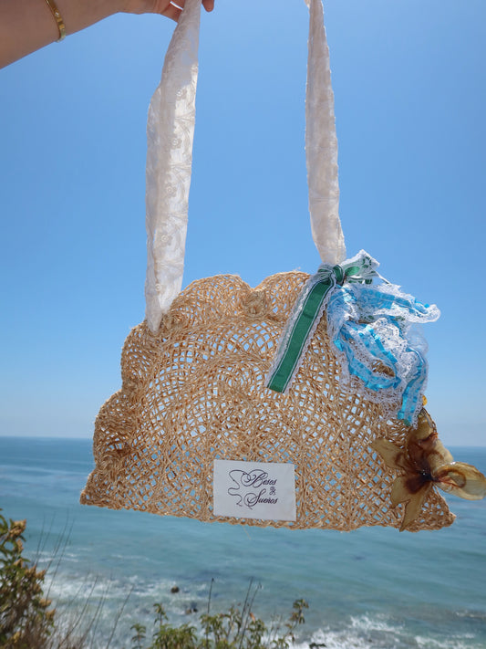 Nicole Tote with Keychain
