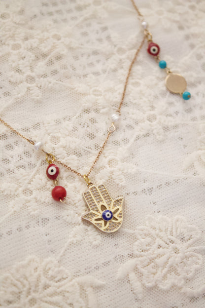 Guardián Dorado Hamsa Necklace