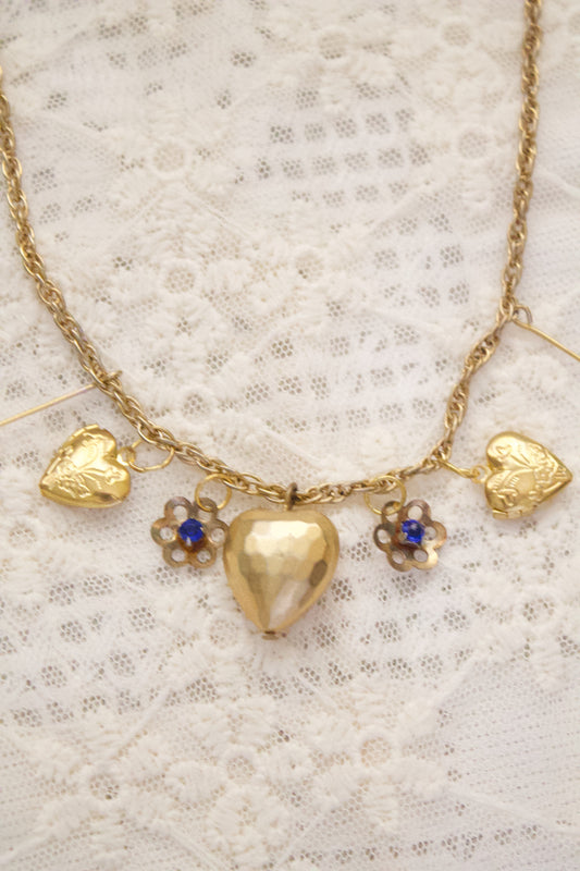 Corazones Florales Encantados Charm Necklace