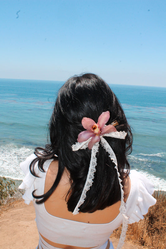 Cassandra Orchid Hair Clip