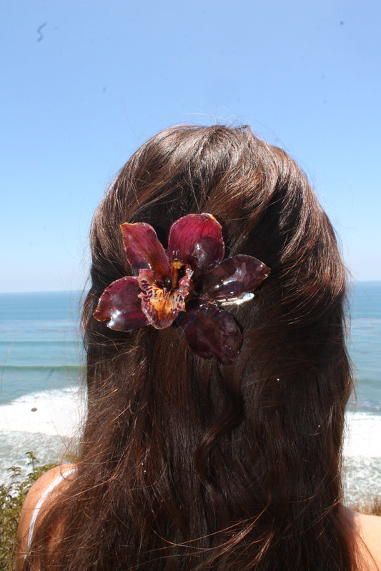 Arcelia Orchid Hair Clip