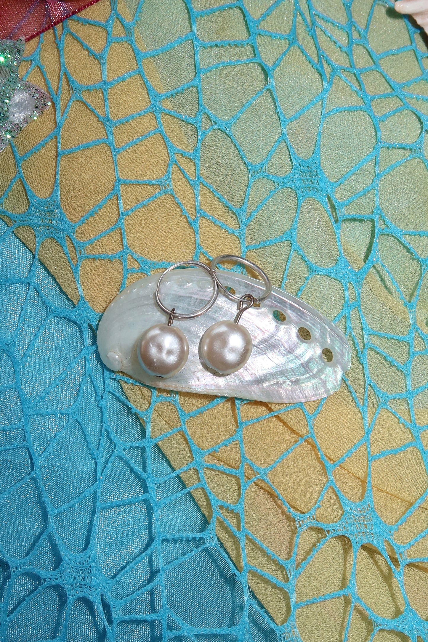 Perlina Earrings